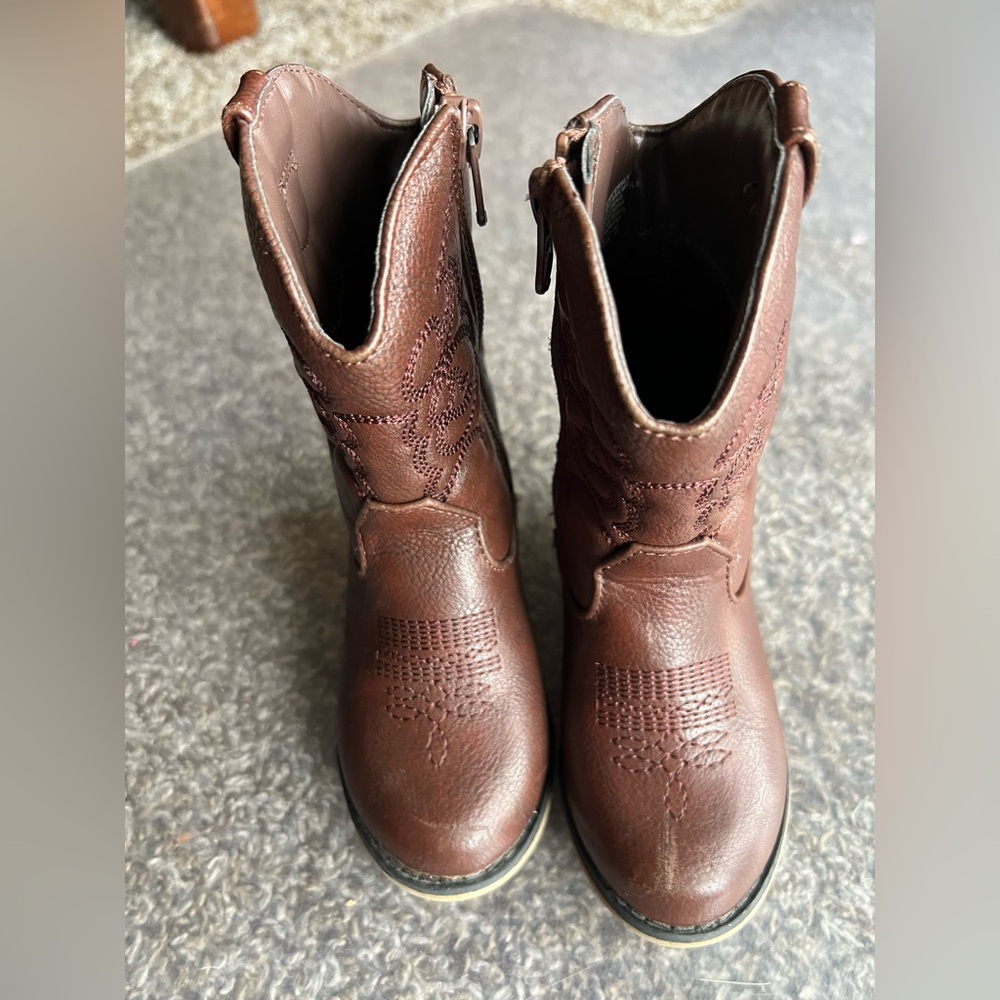 Cat & Jack Red and brown girls sz 7cowboy boots bundle - Picture 4 of 6